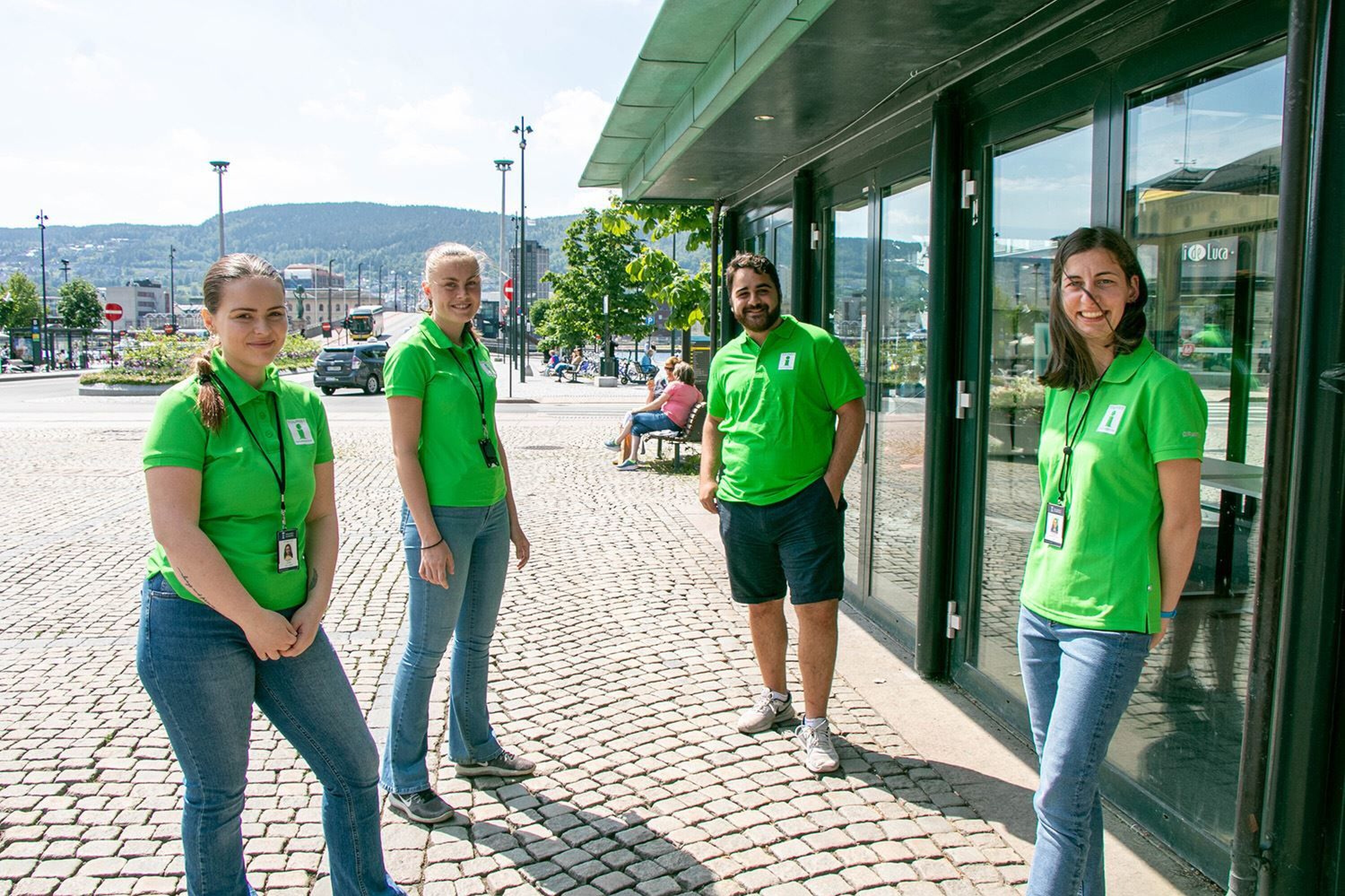 TURISTGUIDER: Kommunen har ansatt fire turistguider i full stilling.