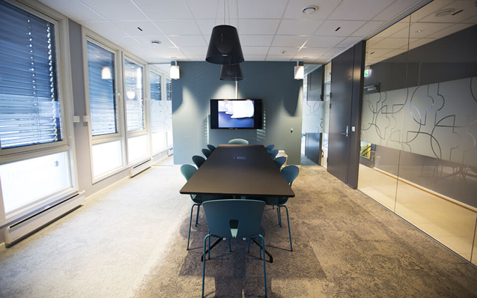 Utover kontorene har hver enkelt leietager full tilgang på møterom med audiovisuelt utstyr, kjøkkenfasiliteter, kopi/print, kaffeautomater, garderobe og andre deler av fellesområdene i bygget.