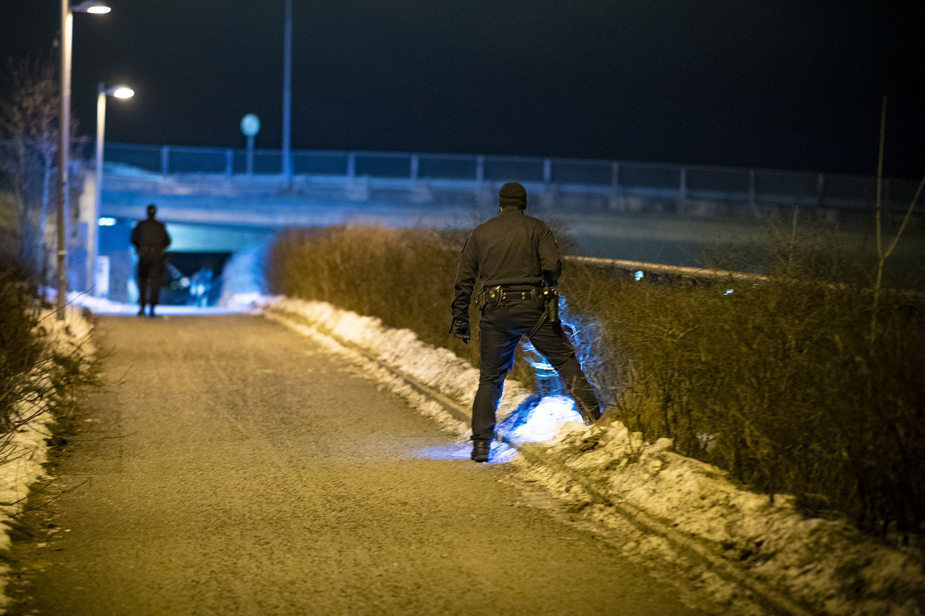 POLITIJAKT: Politiet har en rekke ganger rykket ut til området på Brakerøya etter nye meldinger om steinkasting i sommer. Her fra i vinter.
