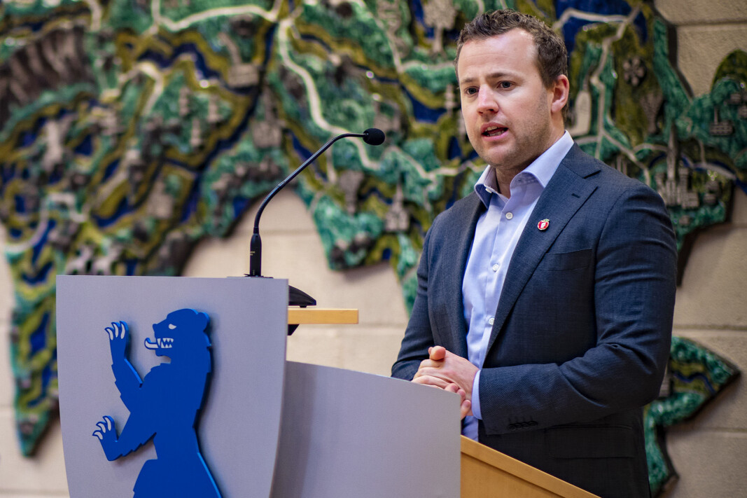 I FYLKESTINGET: Lavrans Kierulf og Frp vil oppheve fylkeskommunen som forvaltningsnivå, subsidært reversere Viken som fylke. I FYLKESTINGET: Lavrans Kierulf og Frp vil oppheve fylkeskommunen som forvaltningsnivå, subsidært reversere Viken som fylke.