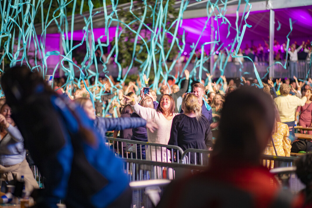 I NYE OMGIVELSER: Arrangørene fikk full klaff med konsertarena i nye rammer i Byparken. I NYE OMGIVELSER: Arrangørene fikk full klaff med konsertarena i nye rammer i Byparken.