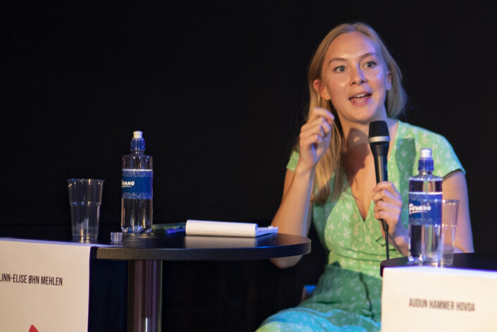 <span class=" italic" data-lab-italic_desktop="italic"><span class=" font-weight-bold" data-lab-font_weight_desktop="font-weight-bold">PÅ VIPPEN</span>: Rødt-politiker Linn-Elise Øhn Melen fra Drammen.</span> <span class=" italic" data-lab-italic_desktop="italic"><span class=" font-weight-bold" data-lab-font_weight_desktop="font-weight-bold">PÅ VIPPEN</span>: Rødt-politiker Linn-Elise Øhn Melen fra Drammen.</span>