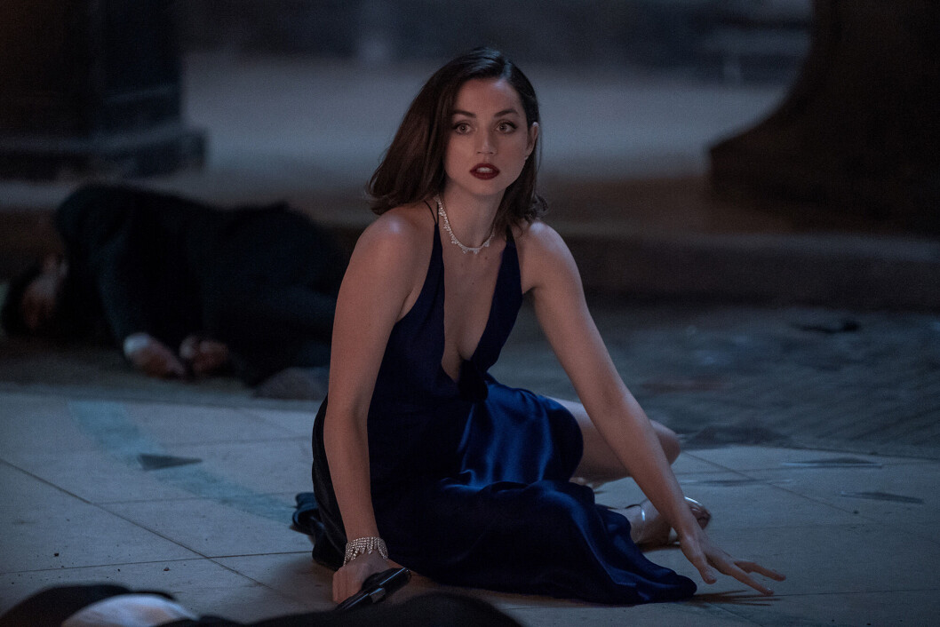 <span class=" italic" data-lab-italic_desktop="italic">Ana de Armas (Blade Runner 2049) spiller en kubansk agent med noen imponerende ferdigheter</span> <span class=" italic" data-lab-italic_desktop="italic">Ana de Armas (Blade Runner 2049) spiller en kubansk agent med noen imponerende ferdigheter</span>