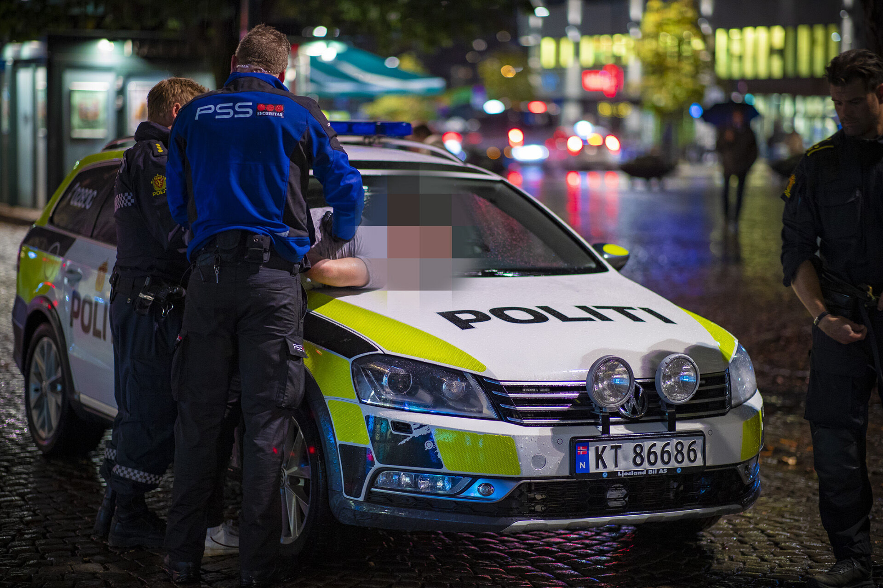 Fuktig natt på byen - dette skjedde i sentrum