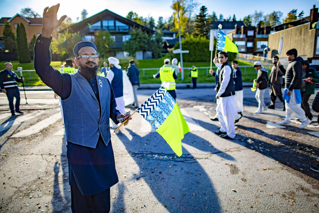 <span class=" italic" data-lab-italic_desktop="italic"><span class=" font-weight-bold" data-lab-font_weight_desktop="font-weight-bold">SJEFEN:</span> Imam Malik Avais hadde styringen på opptoget.</span> <span class=" italic" data-lab-italic_desktop="italic"><span class=" font-weight-bold" data-lab-font_weight_desktop="font-weight-bold">SJEFEN:</span> Imam Malik Avais hadde styringen på opptoget.</span>