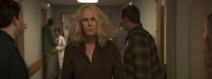 <span class=" italic" data-lab-italic_desktop="italic"><span class=" font-weight-bold" data-lab-font_weight_desktop="font-weight-bold">Sykehuskorridoren del 1: </span>Jamie Lee Curtis gjentar sin ikonisk rolle fra originalen fra 1978</span> <span class=" italic" data-lab-italic_desktop="italic"><span class=" font-weight-bold" data-lab-font_weight_desktop="font-weight-bold">Sykehuskorridoren del 1: </span>Jamie Lee Curtis gjentar sin ikonisk rolle fra originalen fra 1978</span>