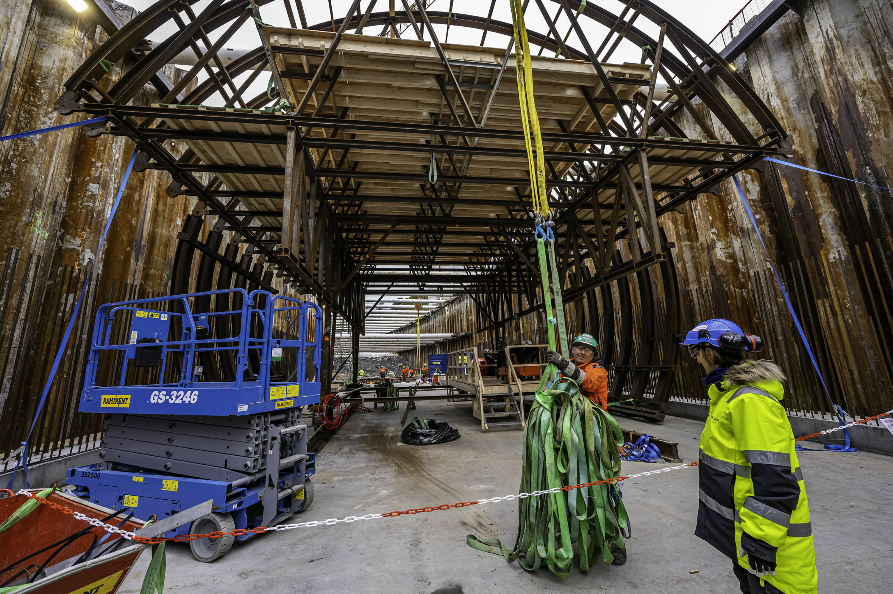 Her bygges støpeform for en av glideforskalingene til togkulkverten som blir starten på ny togtunnel til Vestfold.