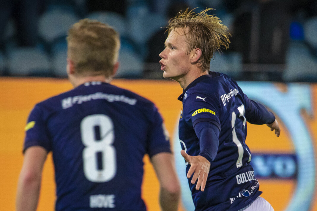 DAGENS HELT: Tobias Gulliksen (18) scoret to og sørget i tillegg for straffe. Konnerud-gutten var nærmest ustoppelig.