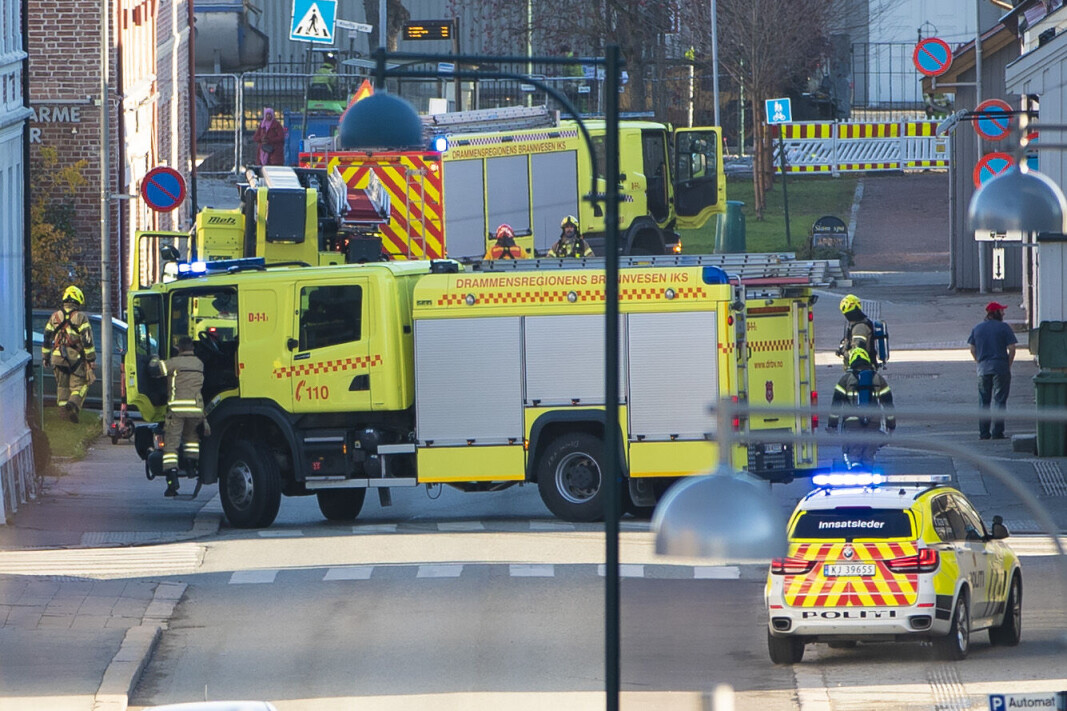FULL UTRYKNING: Brannvesenet sperret av Tordenskioldsgate i forbindelse med melding om mulig brann i bygning like ved brannstasjonen. FULL UTRYKNING: Brannvesenet sperret av Tordenskioldsgate i forbindelse med melding om mulig brann i bygning like ved brannstasjonen.