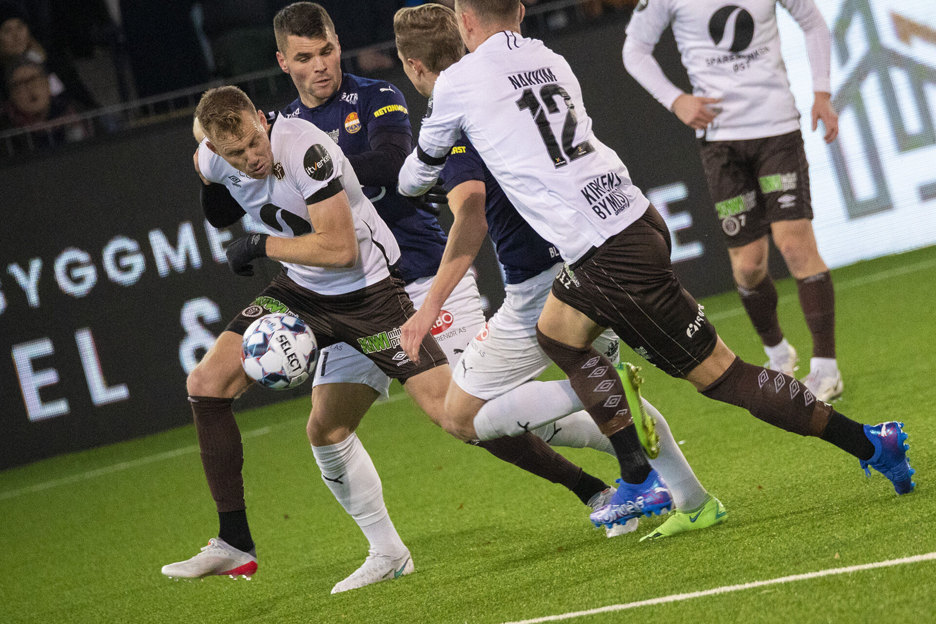 Godset-flausen kan berge plassen for erkerivalen