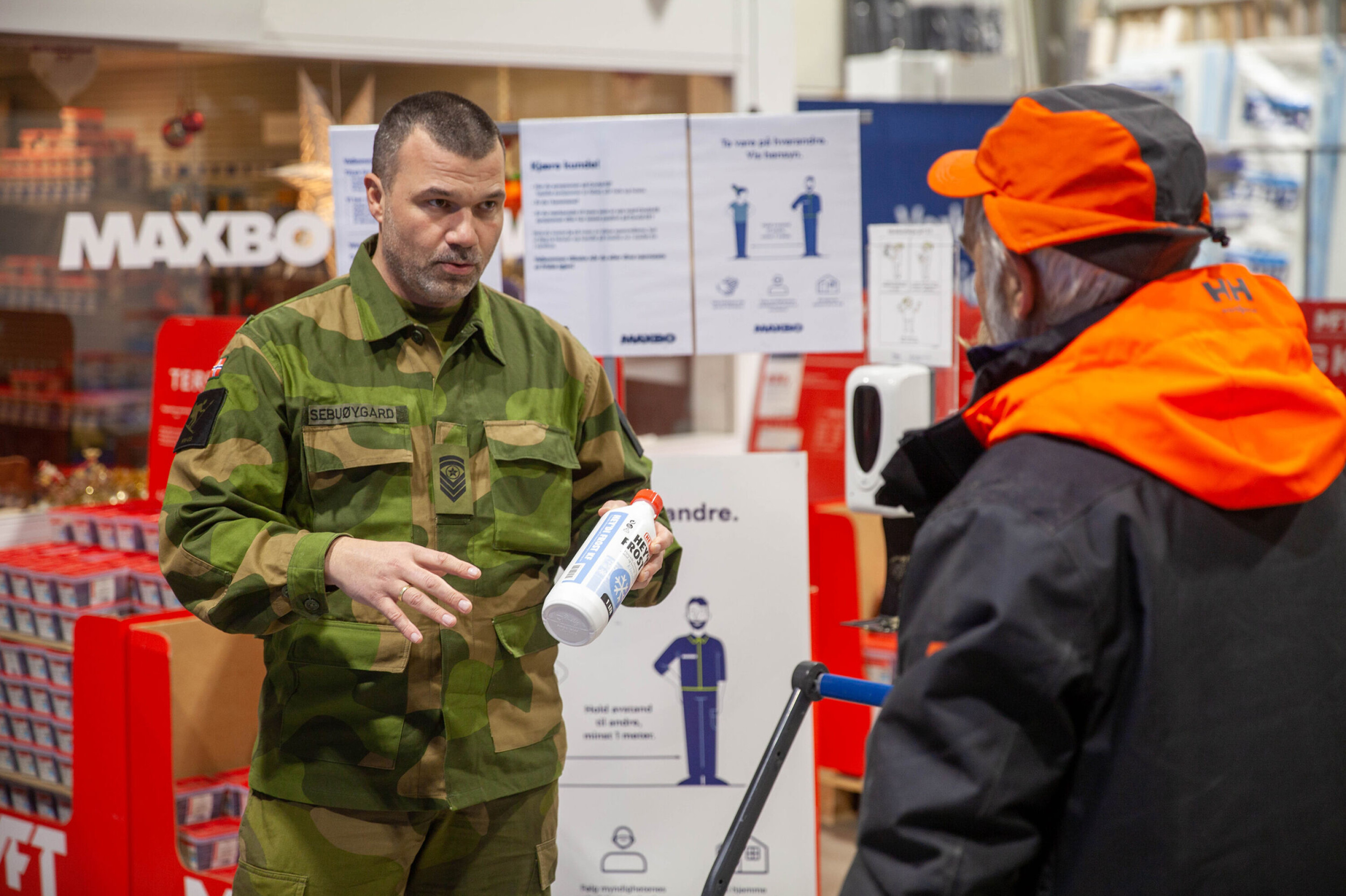 Stian Sebuøygard var en av mange HV-soldater som deltok på 'uniform på jobben-dagen' i fjor.