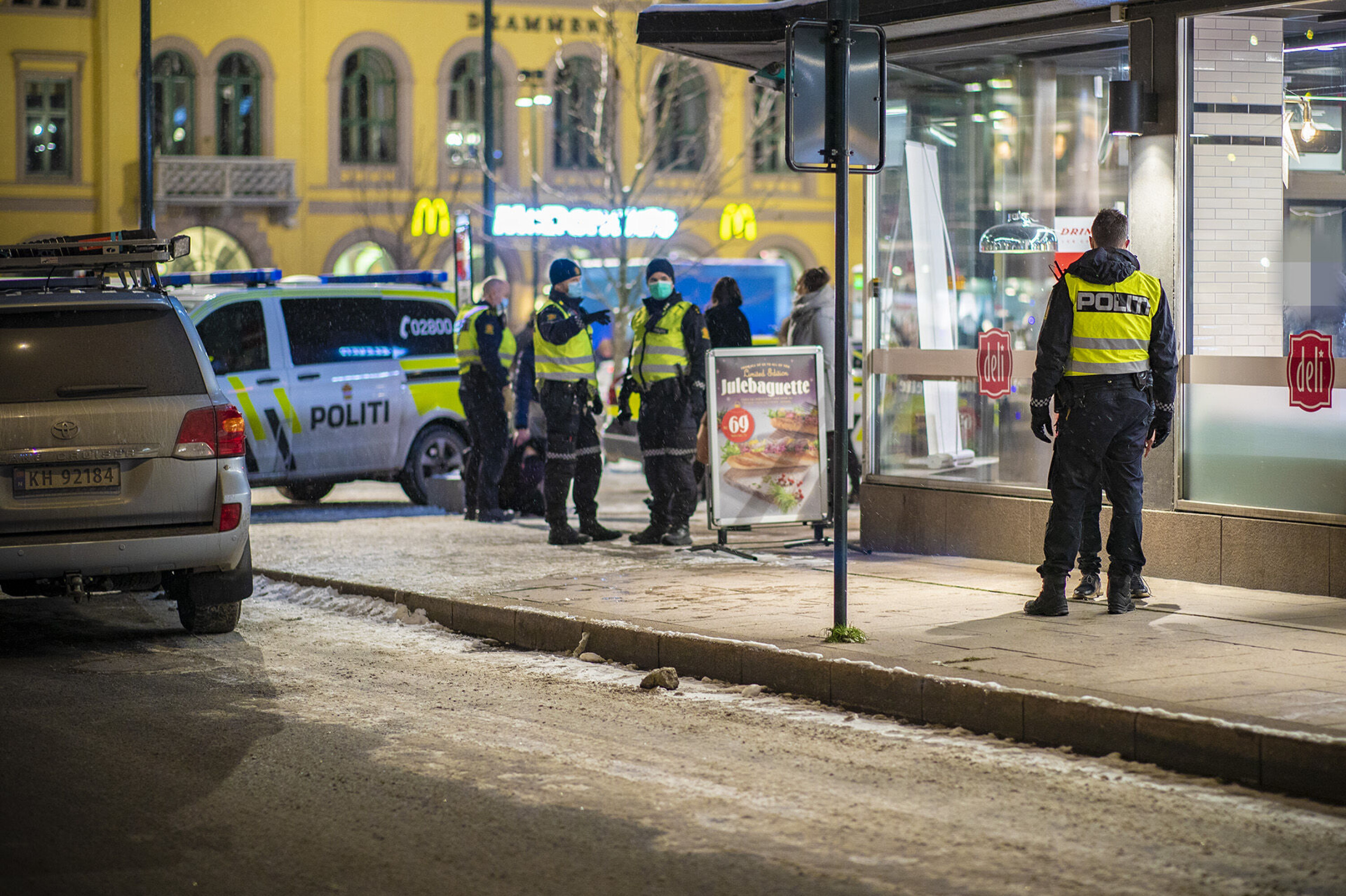 Julebord-natten: Slåssing, narkotika og blotting