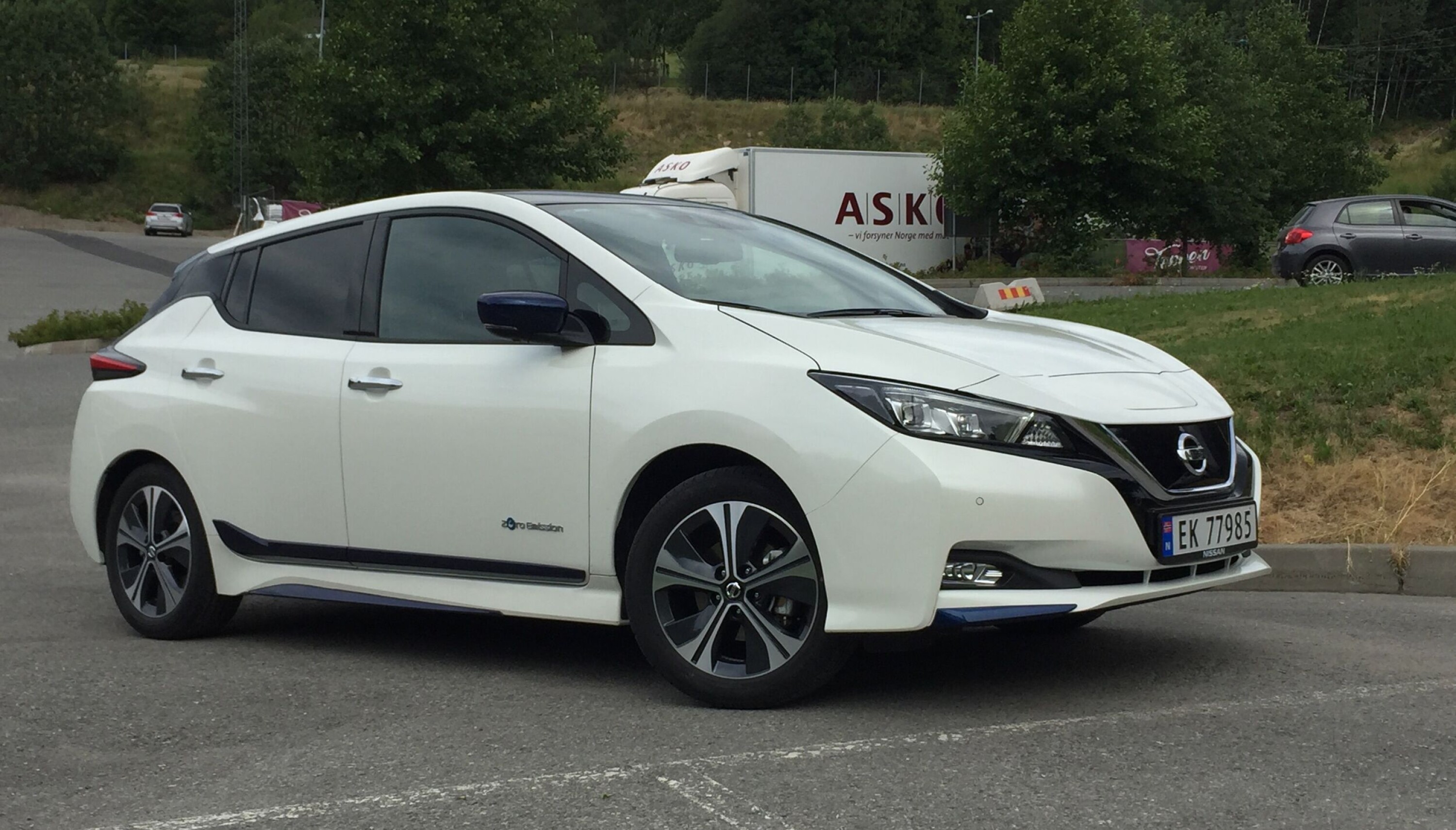 Nissan Leaf – landets mest solgte elbil – hadde en sterk periode i oktober og november