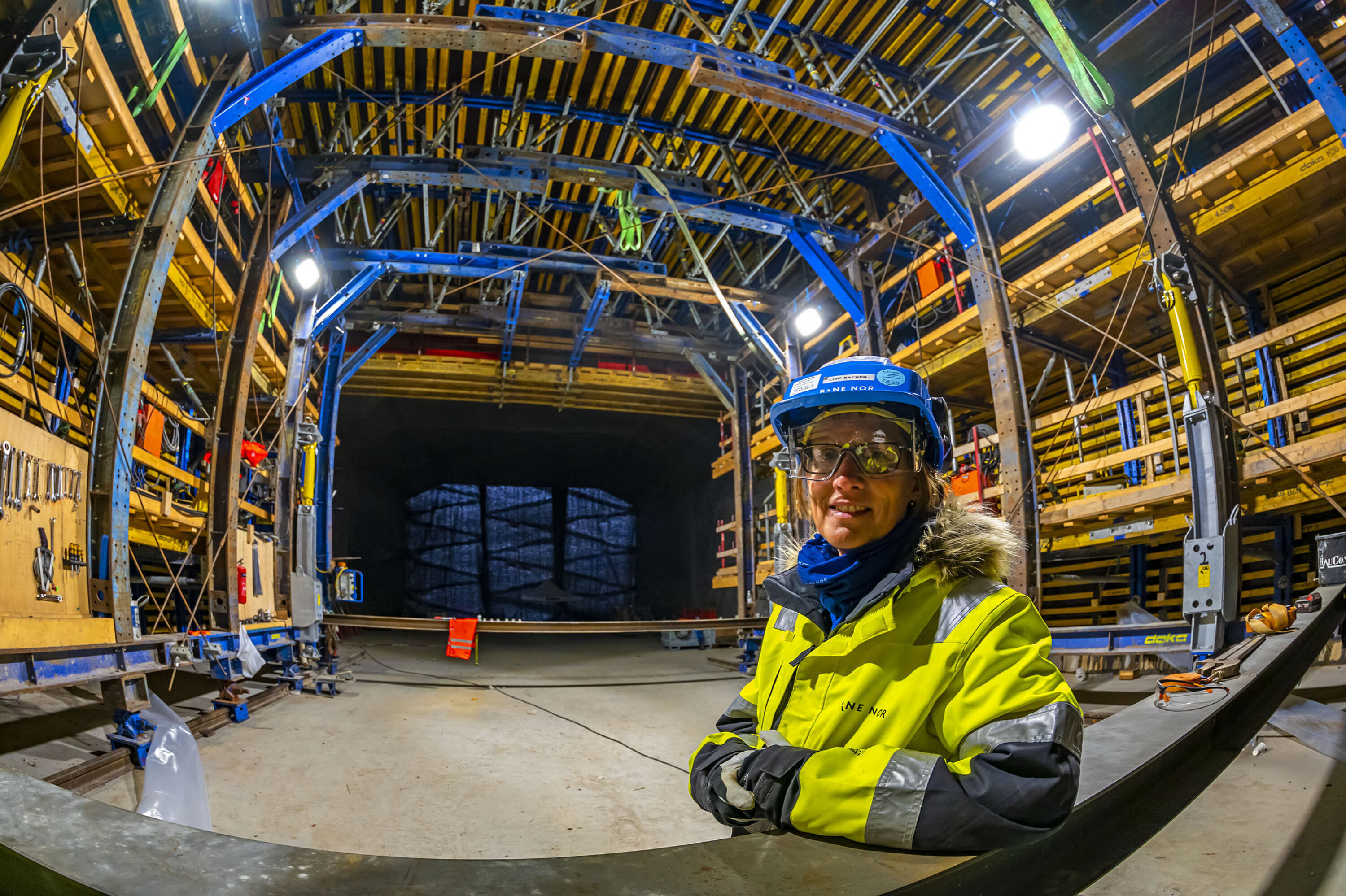 Lise Backer kunne stolt vise hvor togene til Vestfold ville gå i nedgravd betongtunnel fra sommeren 2025.