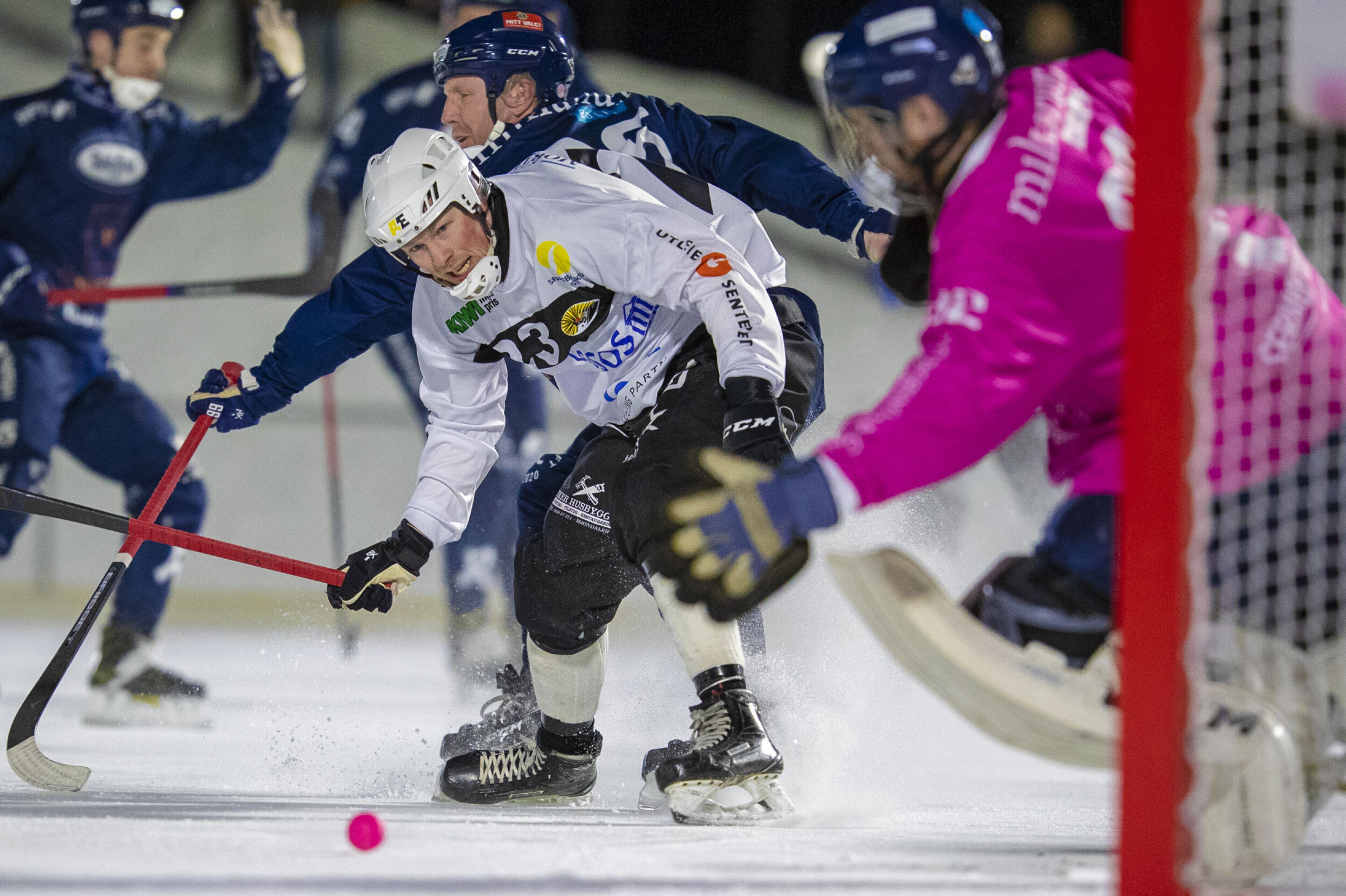 GA ALT - FIKK UTTELLING: Solbergs Christopher Nålby kjempet seg til straffe, og snudde kampen etter å ha ligget under til pause.