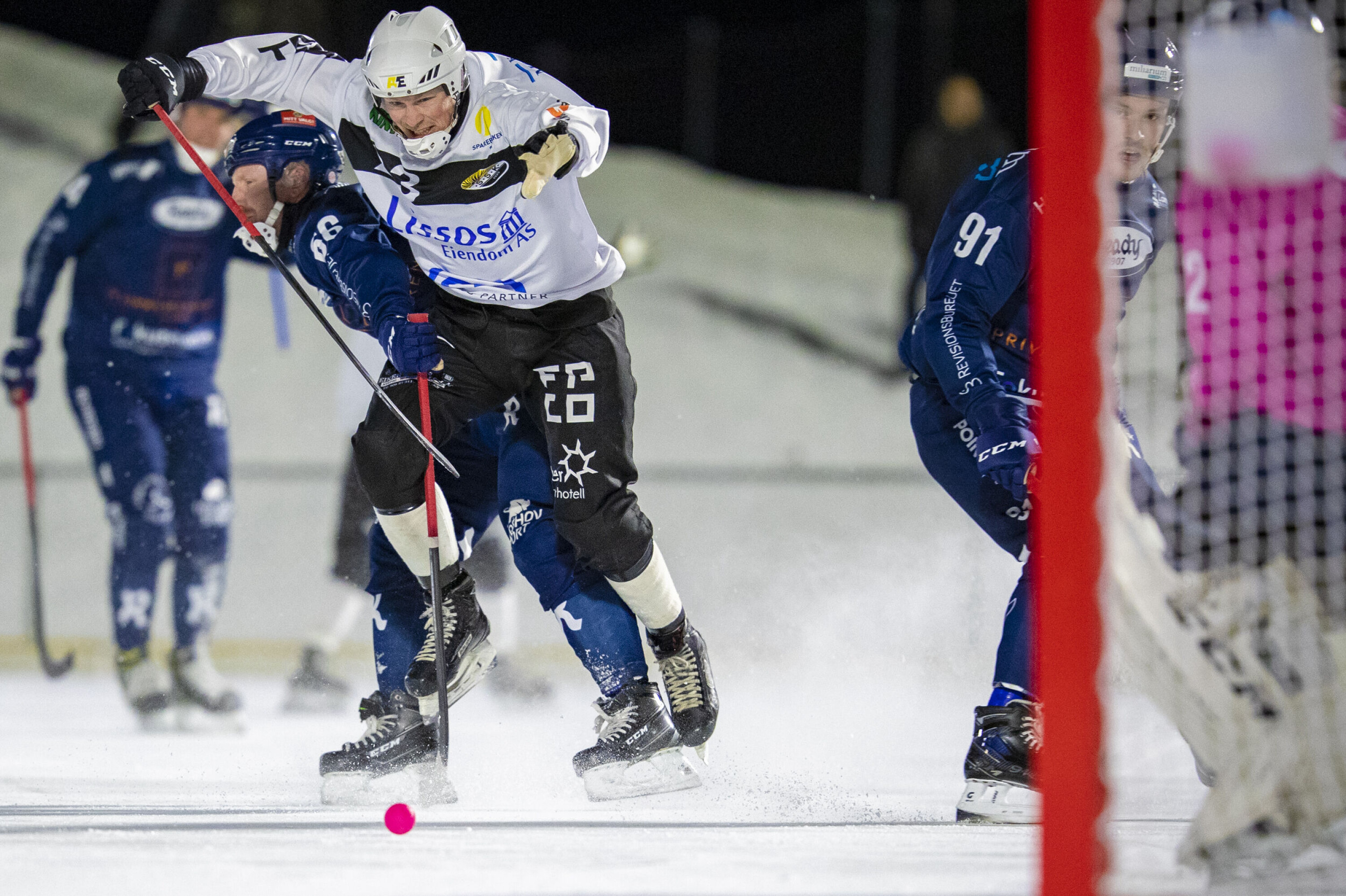 Knallsterkt SSK klare for NM-finale etter 3. strake seier mot Ready