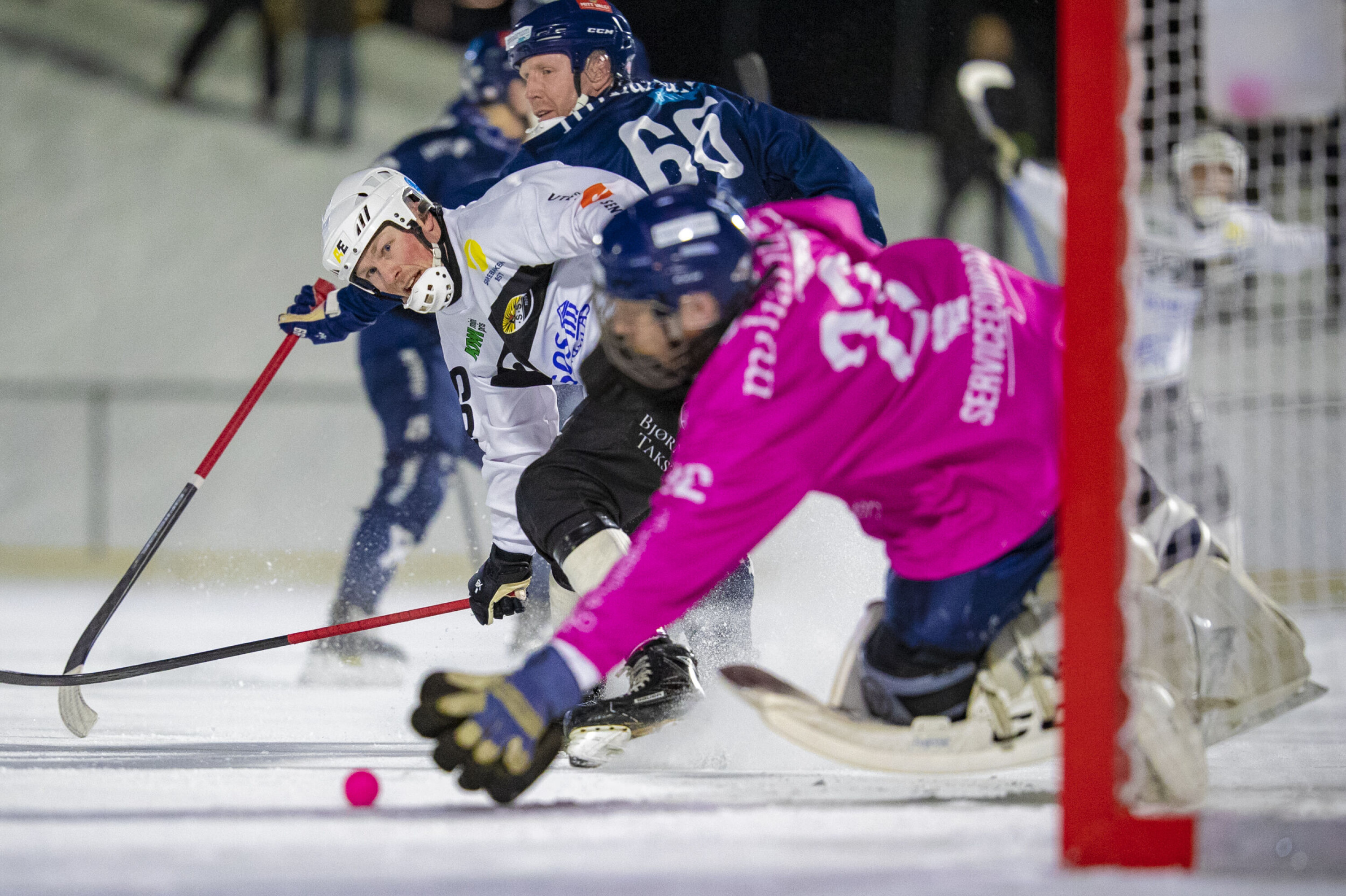 Knallsterkt SSK klare for NM-finale etter 3. strake seier mot Ready