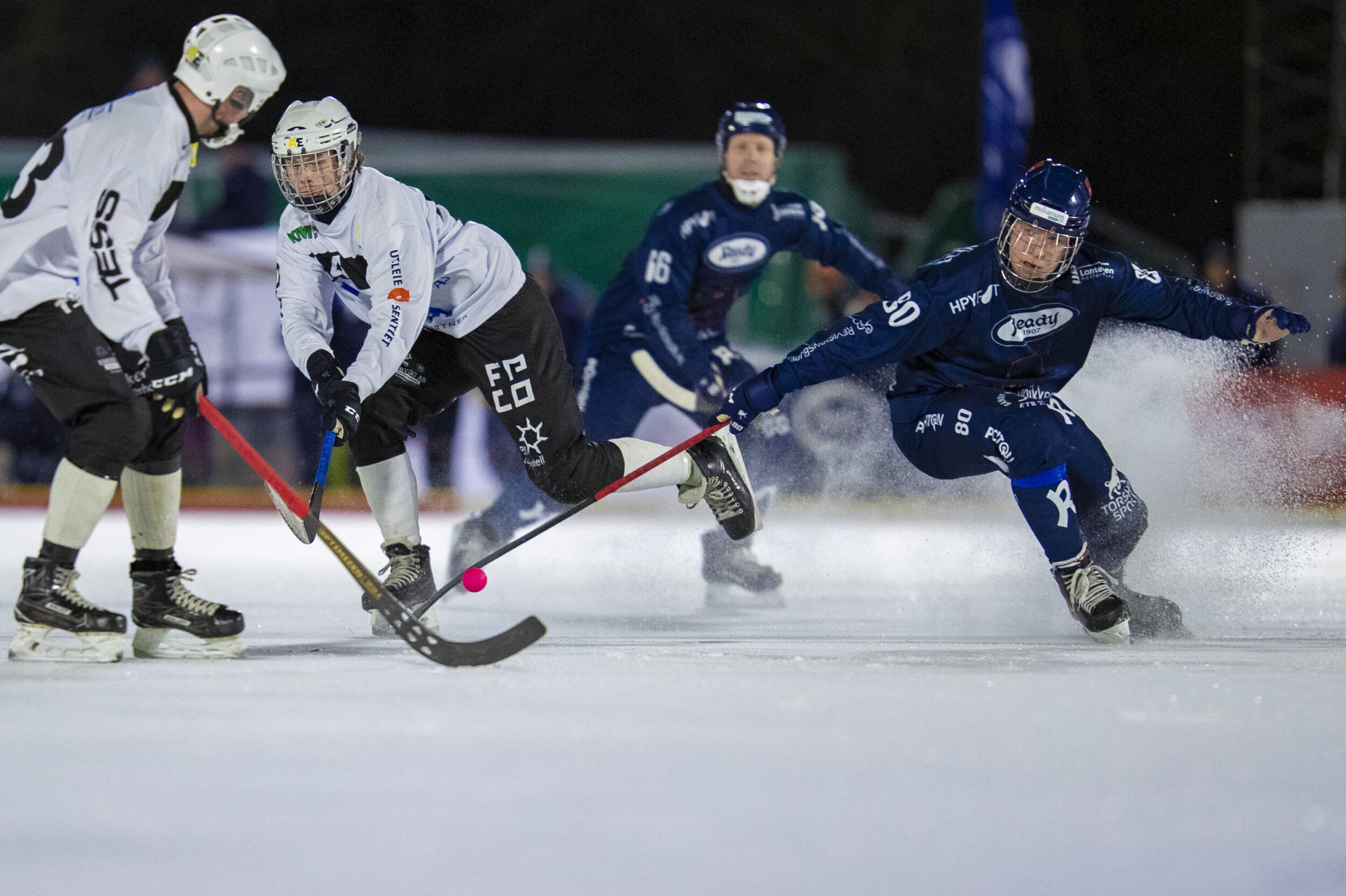 Knallsterkt SSK klare for NM-finale etter 3. strake seier mot Ready