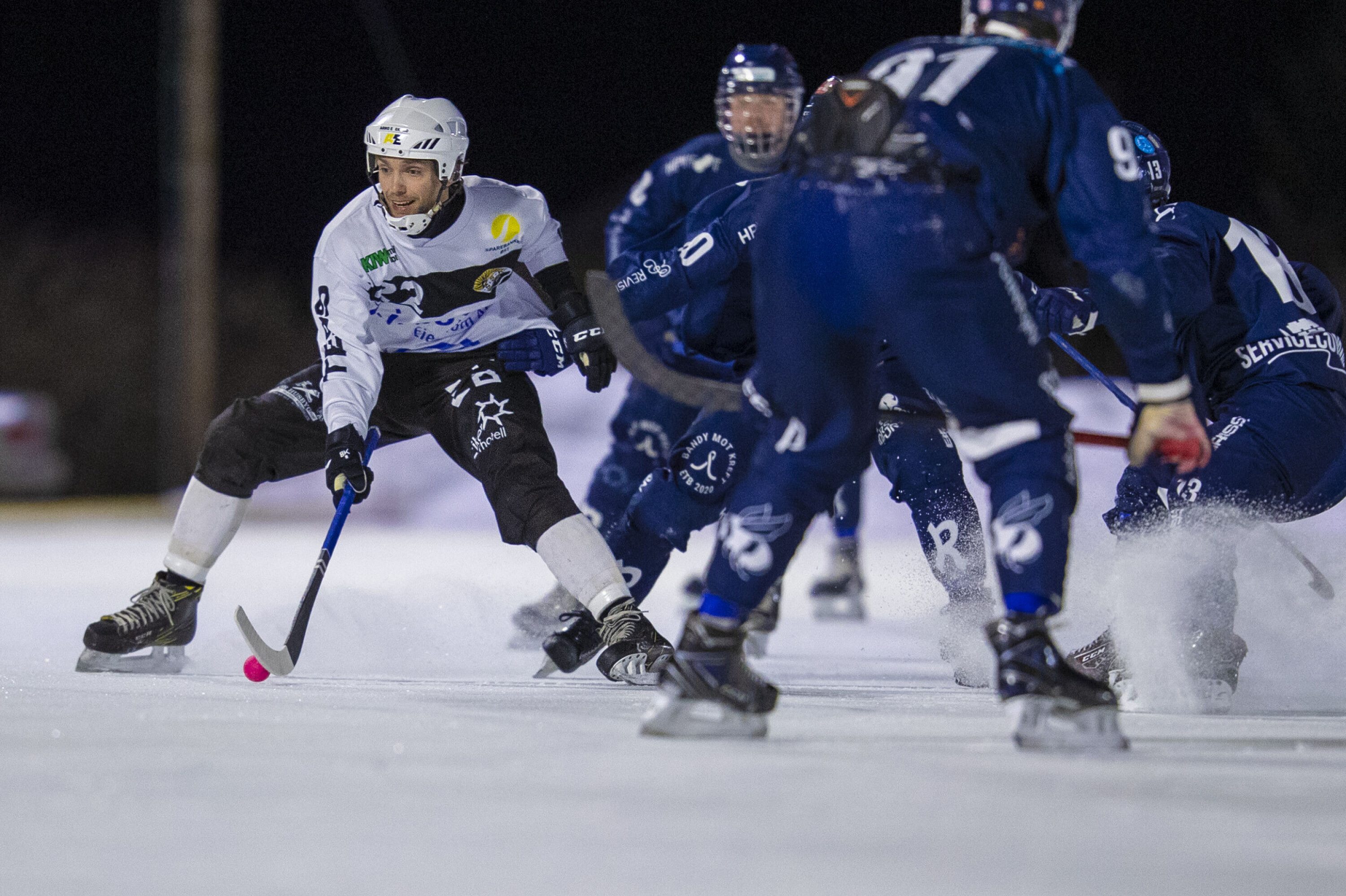 Knallsterkt SSK klare for NM-finale etter 3. strake seier mot Ready
