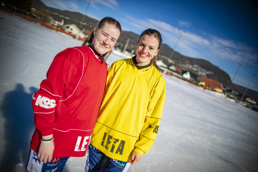 SKAL GI SVENSKENE KAMP TIL DØRA: Nøkkelspillere for de norske jentene er toppscorer på Drammen Bandy, Lene Aamodt (til høyre), og kaptein og forsvarsklippe Ruth Eline Borge.