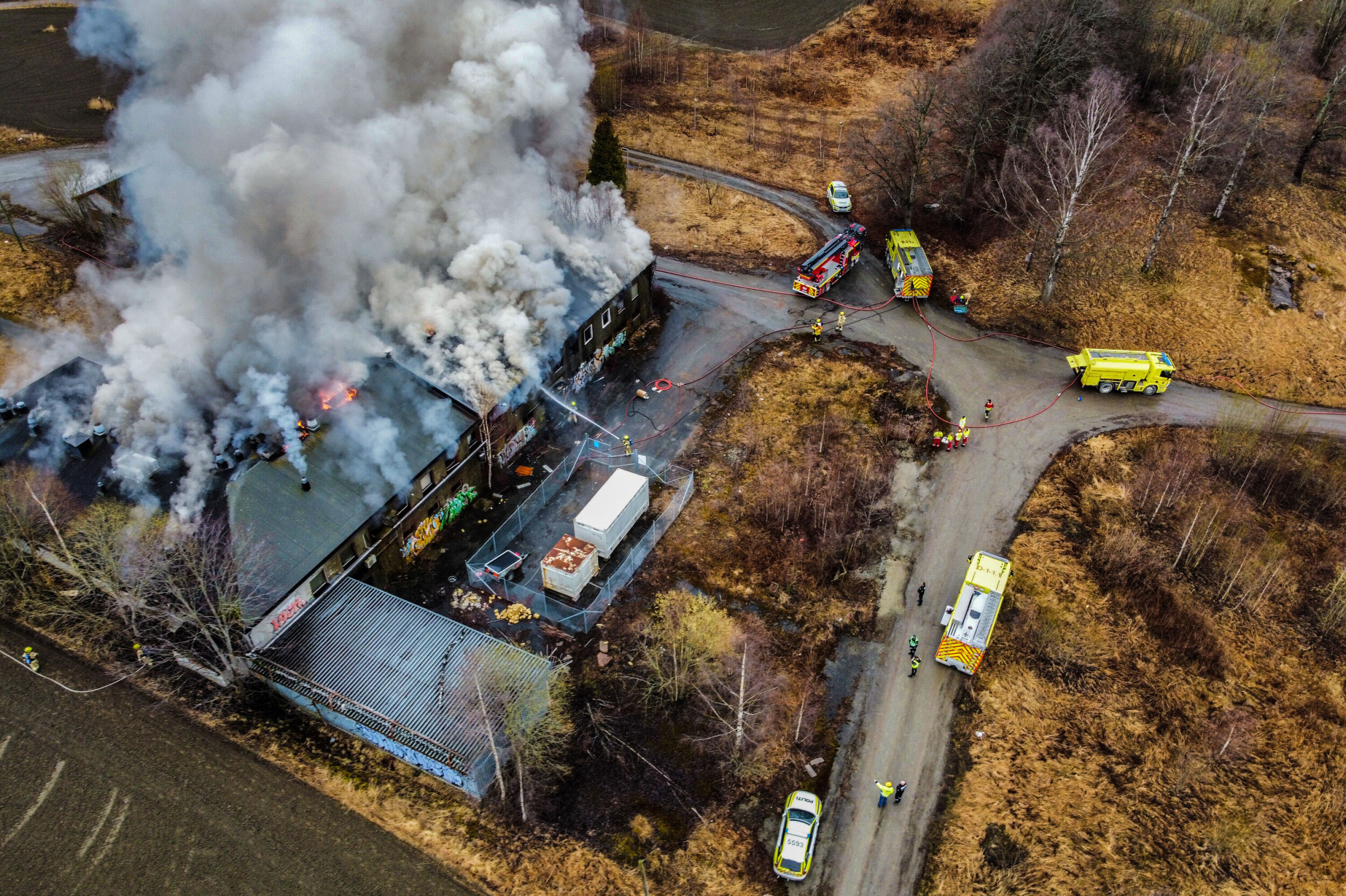 Drammensregionens brannvesen har også fått bistand fra Asker og Bærum i forbindelse med brannen.