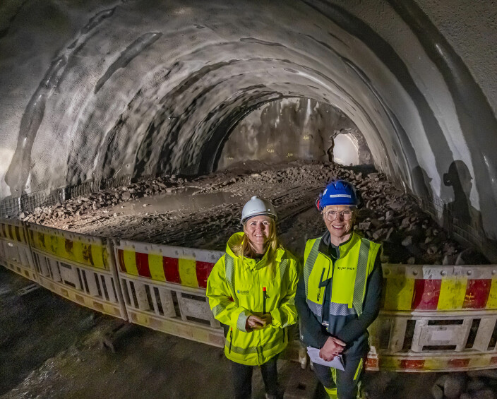 Historisk tunnel-øyeblikk: – Gjennomslag for togene - og for Drammen
