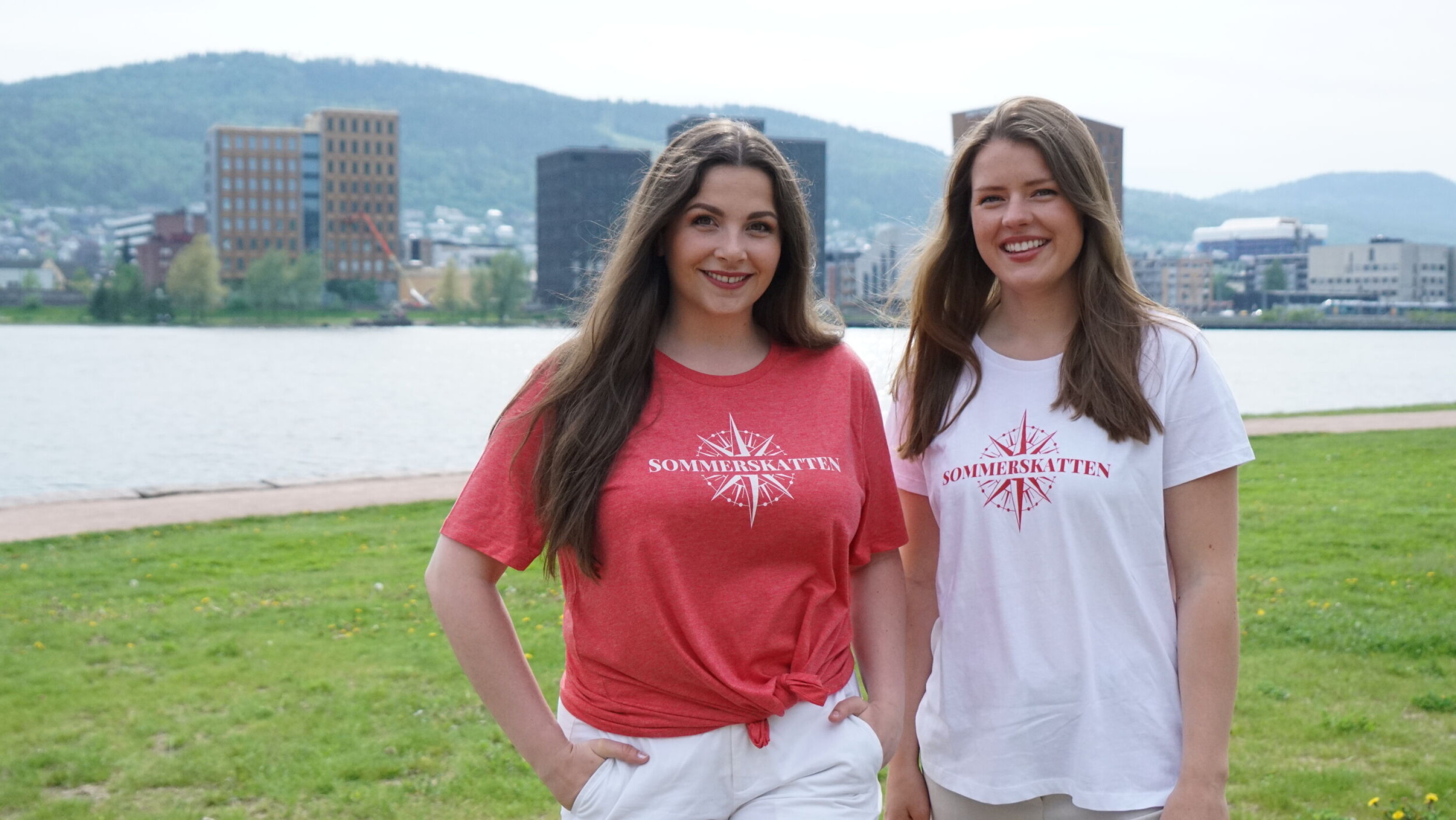 Drammensjentene Anne Merethe Wämmerfors og Ina Helen Danielsen fra eventbyrået Junite arrangerer skattejakt for andre år på rad, og inviterer hele Drammen til å være med.