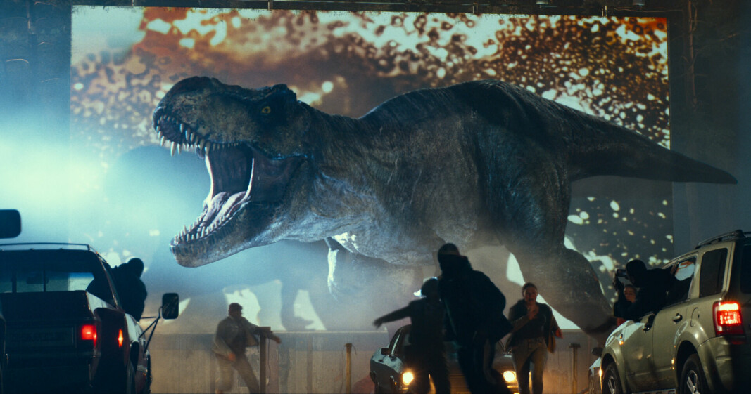 KJENT ANSIKT: Ingen dinosaurusfilm uten selveste T-Rex som flekser sin imponerende tanngard