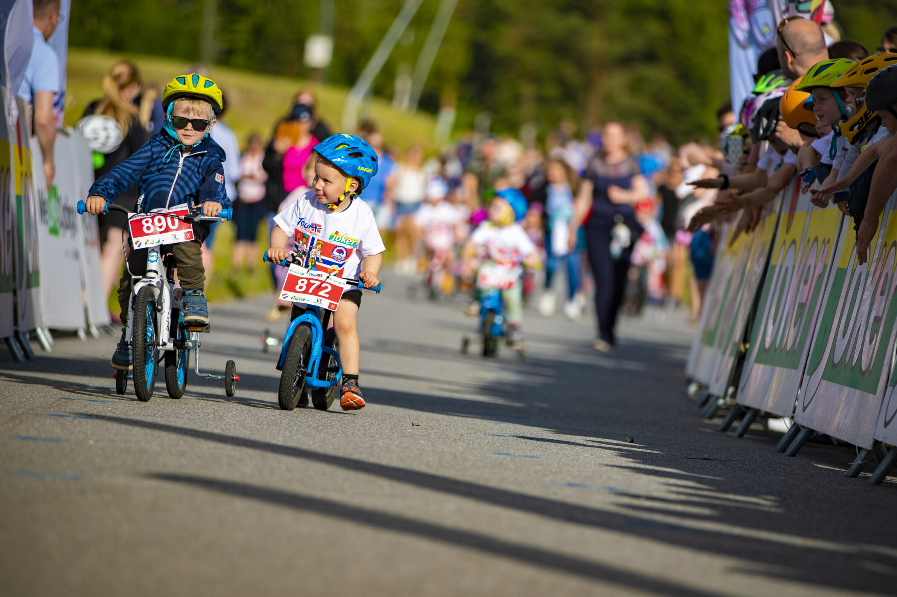 Hundrevis av barn på sykkelfest på Konnerud