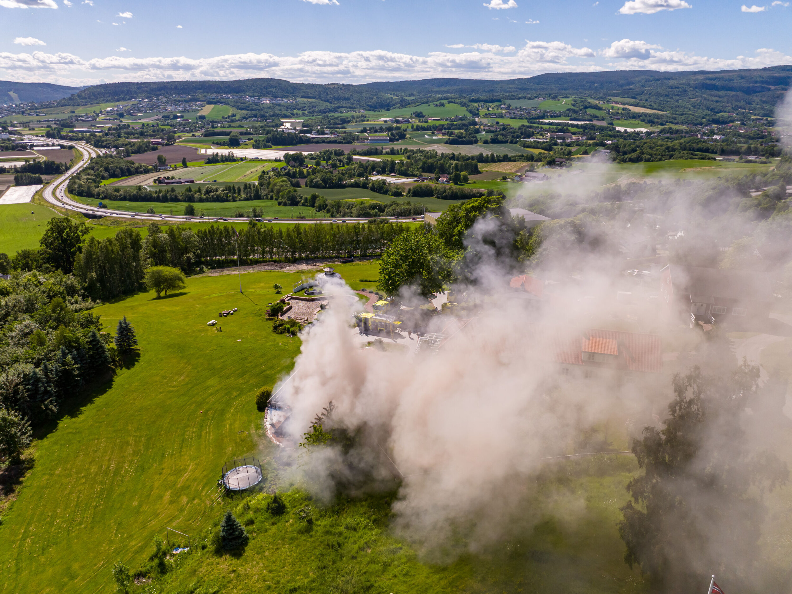 Lier: Bolig totalskadd i brann