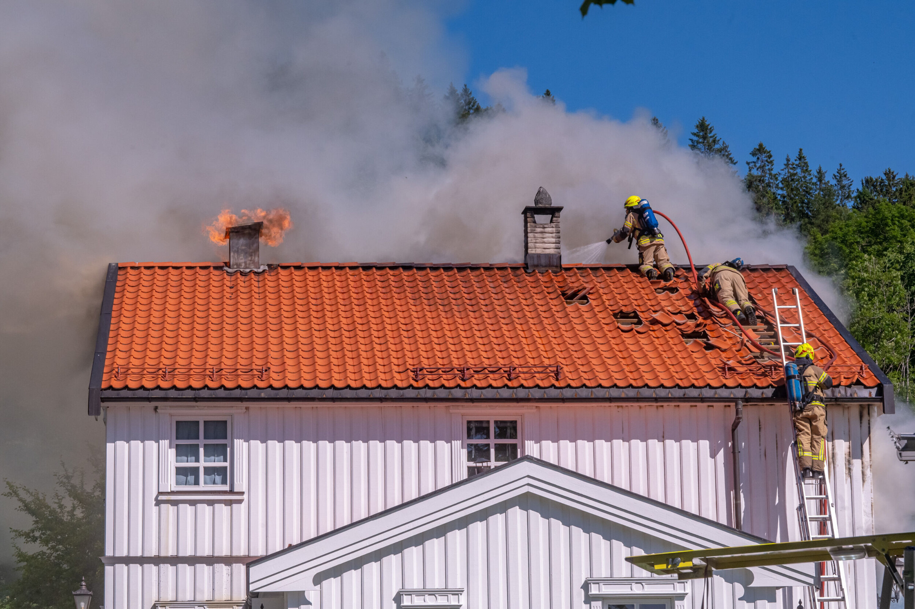 Lier: Bolig totalskadd i brann