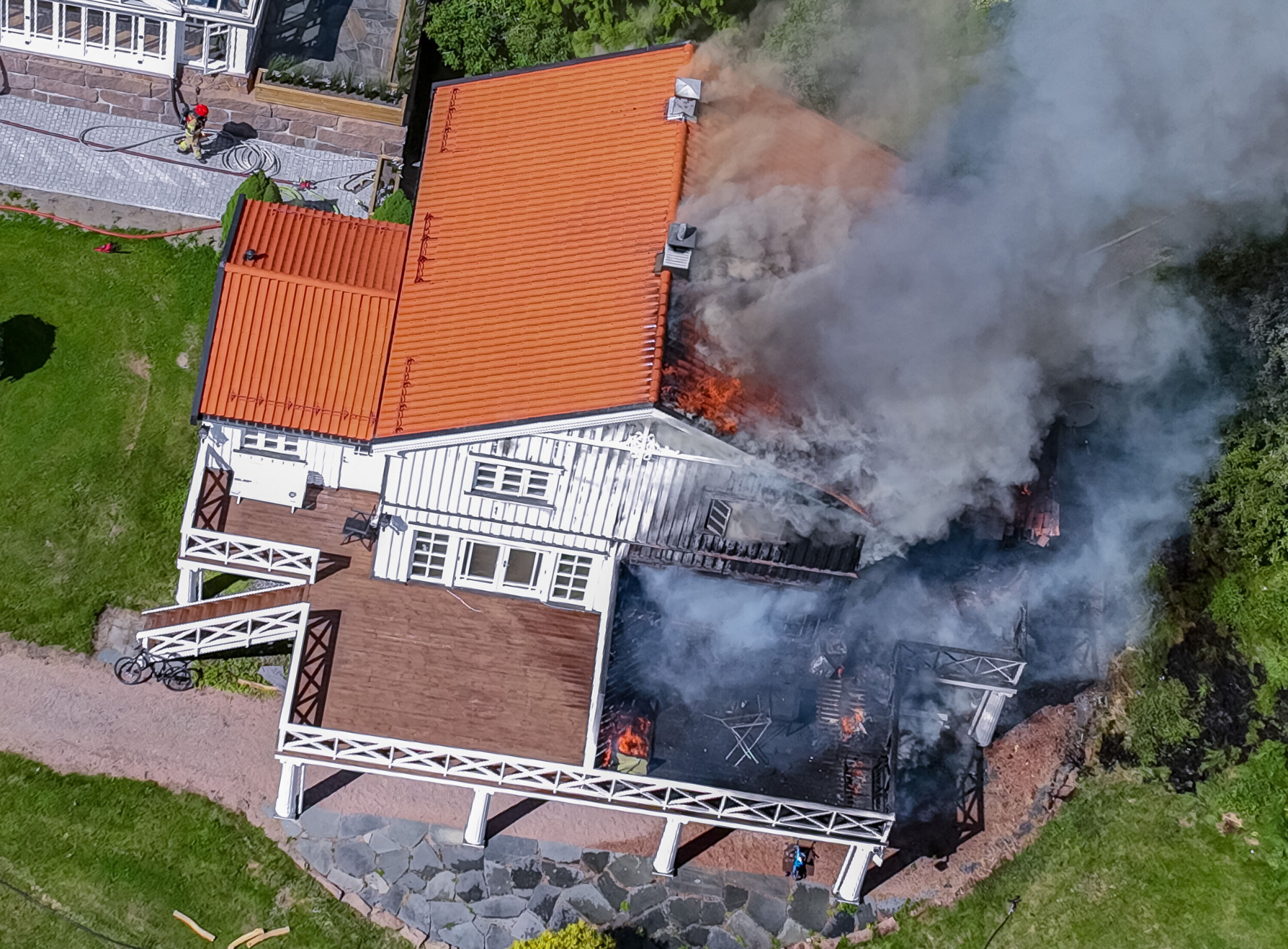 Lier: Bolig totalskadd i brann