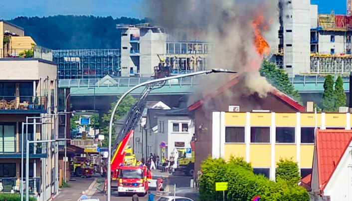 Brann på Brakerøya:- Sett løpende vekk fra stedet