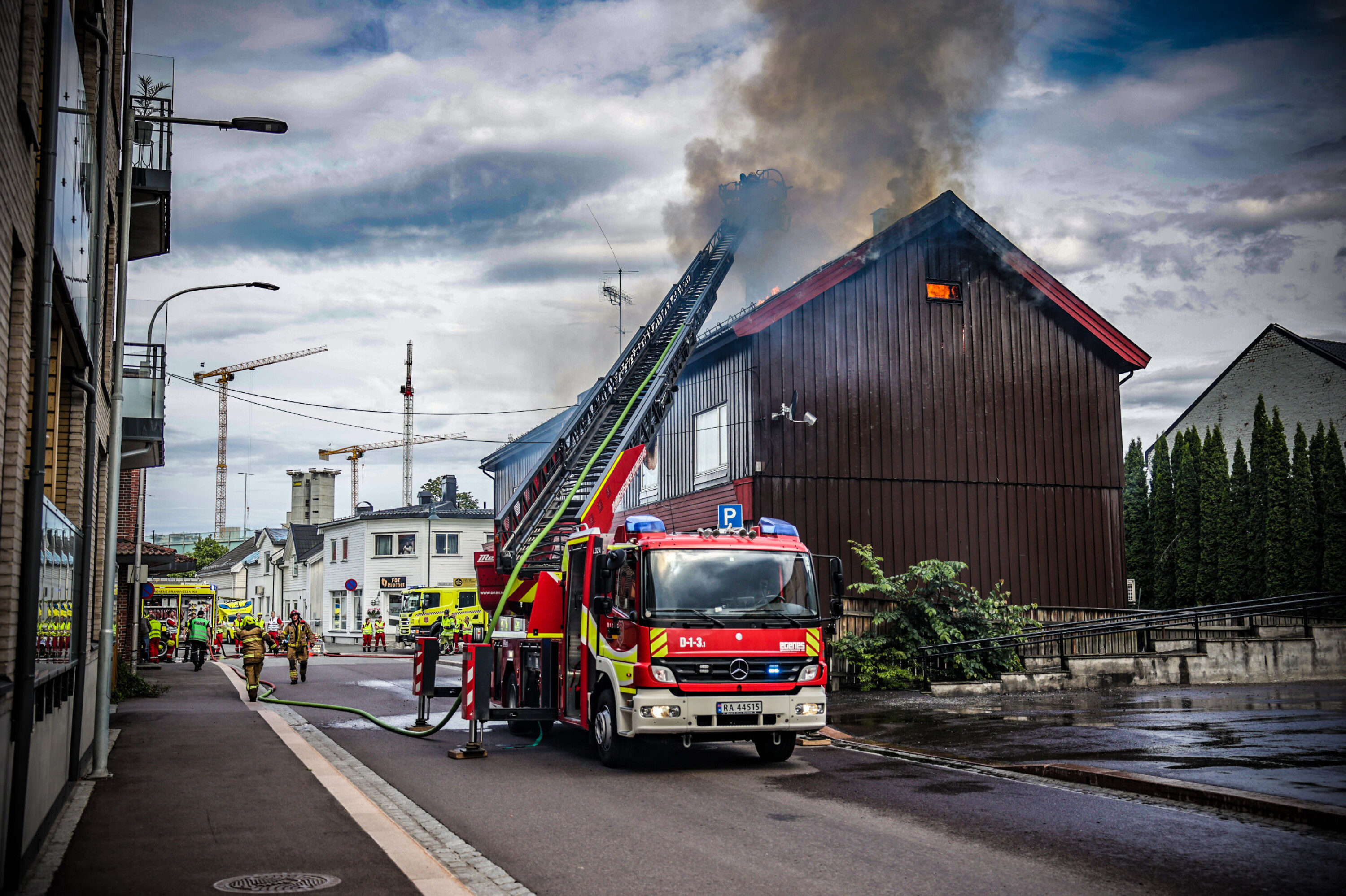 BRANN: Her fra samme sted tirsdag ettermiddag.