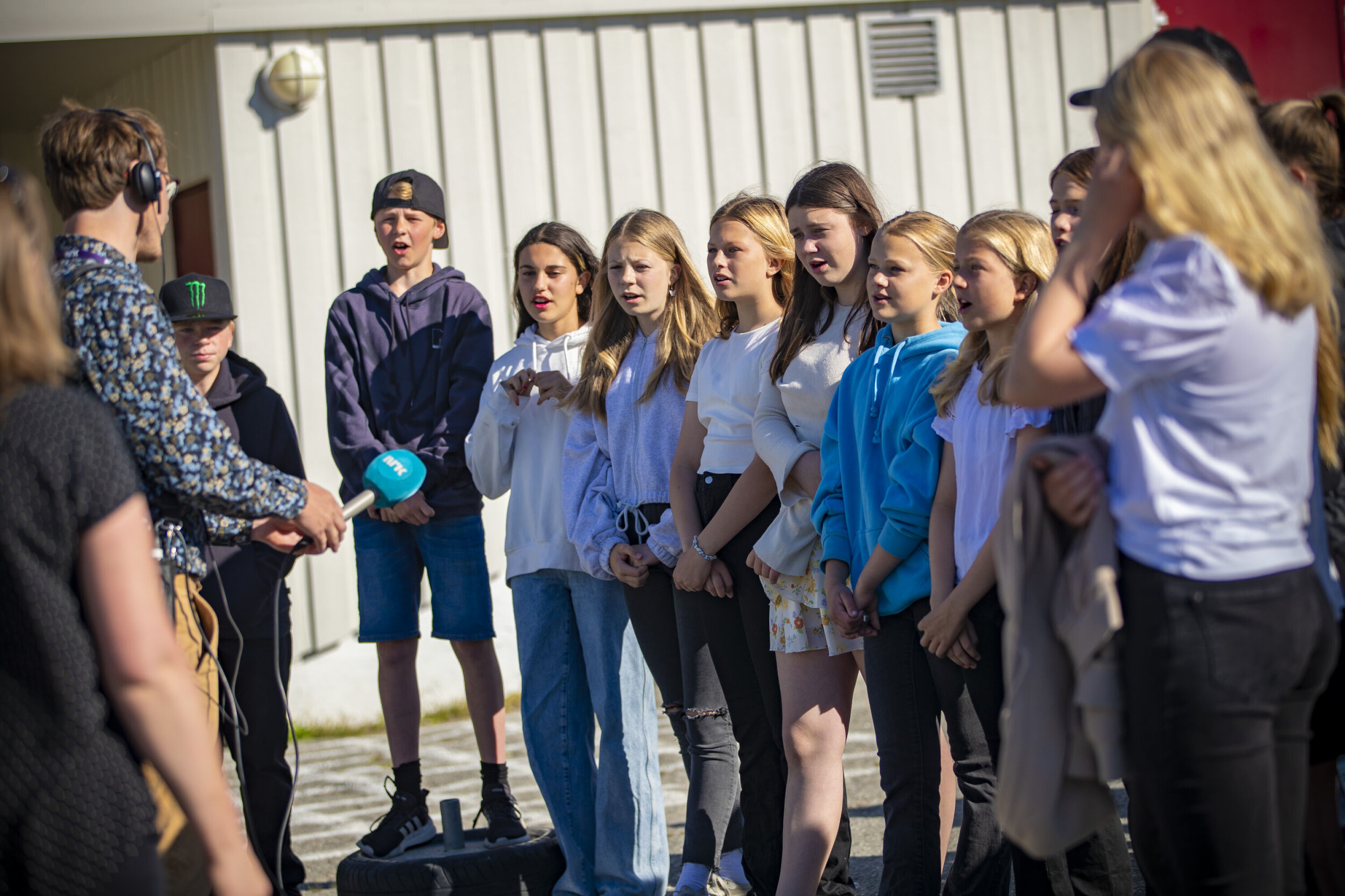 Vestbygda-elevene fikk synge for hele landet