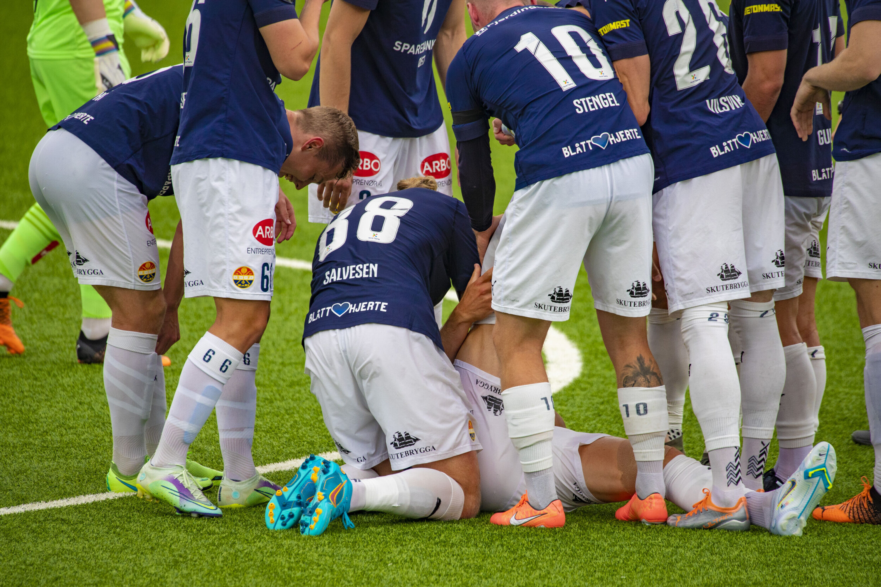 Godset reiste kjærringa - knuste serielederen 3-0