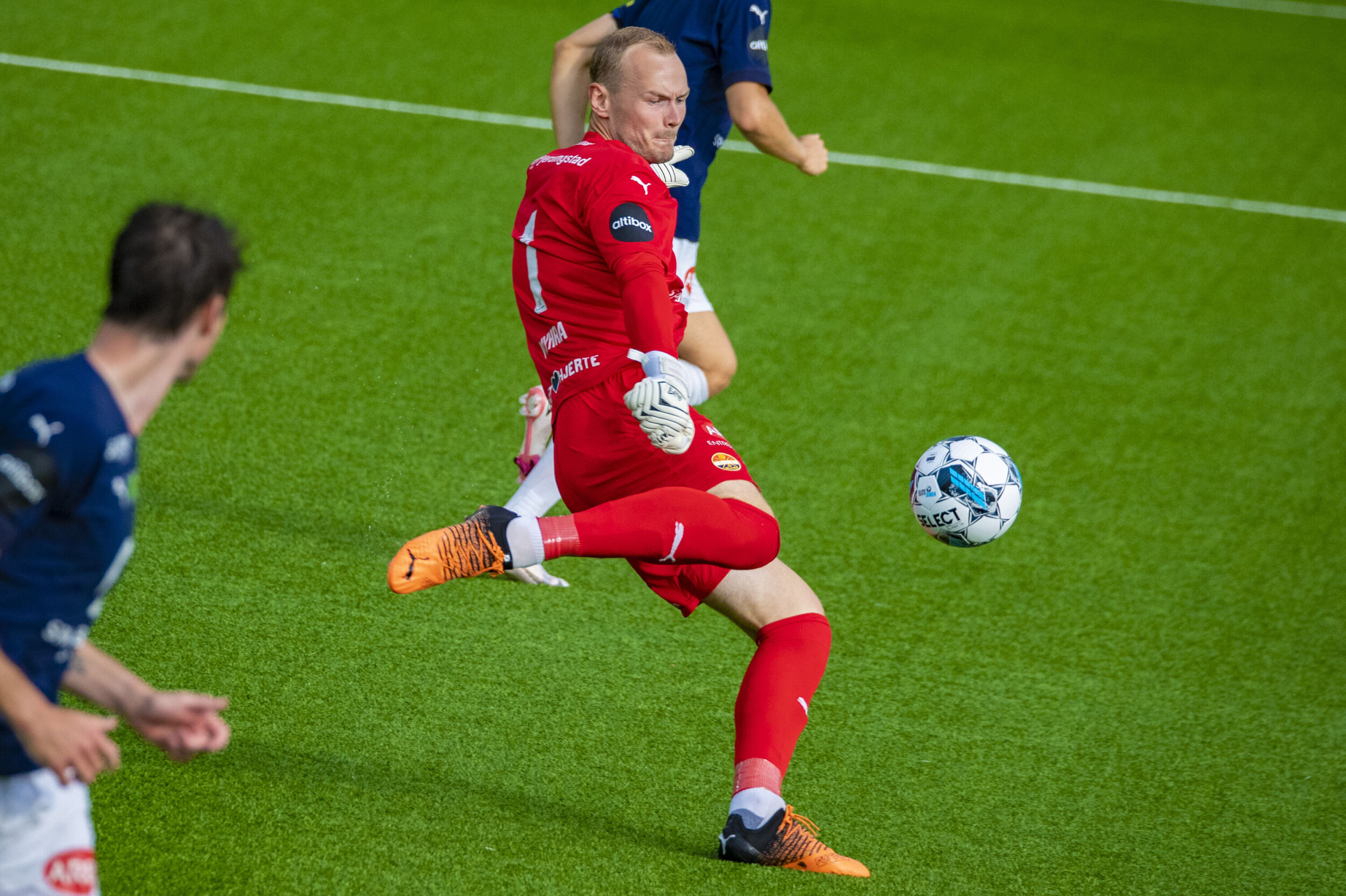 Godset reiste kjærringa - knuste serielederen 3-0