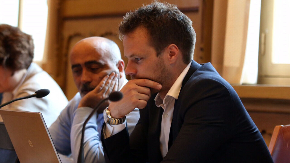 KRITISK: Jon Helgheim, nyvalgt varaordfører i Drammen, krever politidirektørens avgang i et åpent brev.LES OGSÅ: Operasjonssentral og hovedsete hver for seg