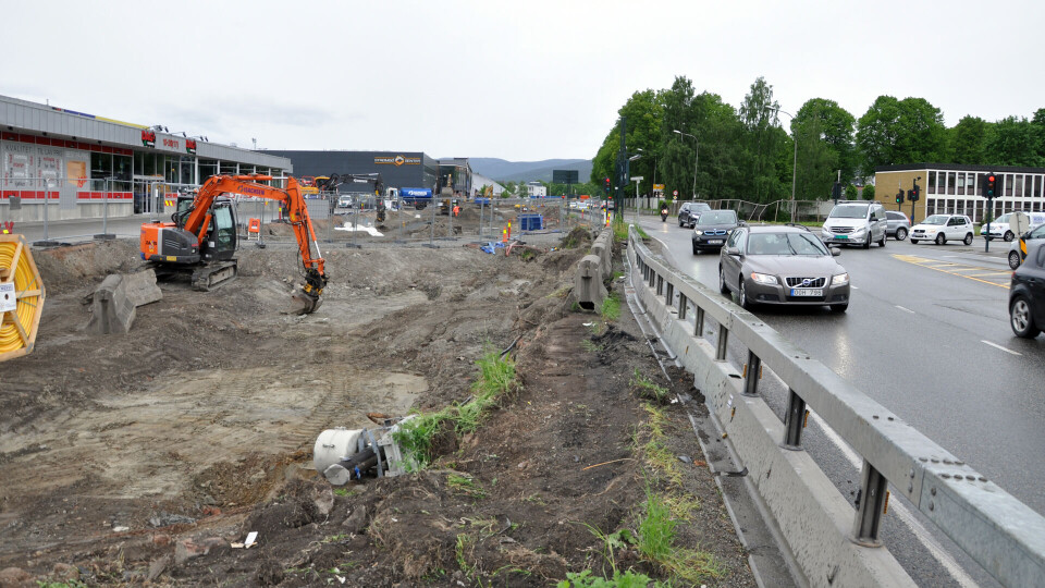 STENGES: Fv. 282 Bjørnstjerne Bjørnsons gate på Strømsø i Drammen stenges helt kommende helg på grunn av vegarbeider. Sentrumsringen får redusert framkommelighet fram til fellesferien.