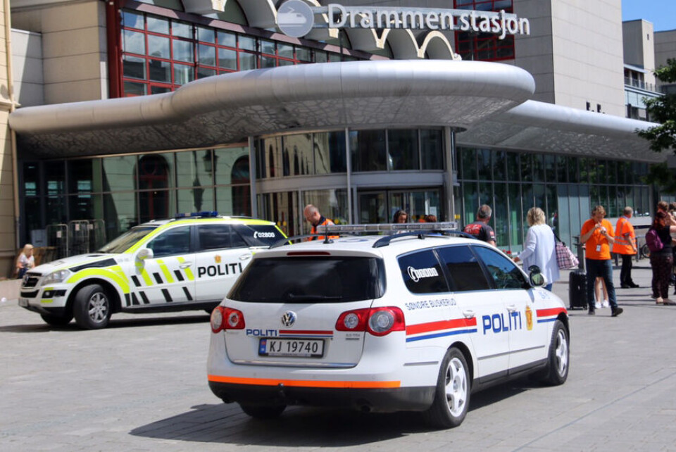 NSB Drammen evakuert etter granatfunn