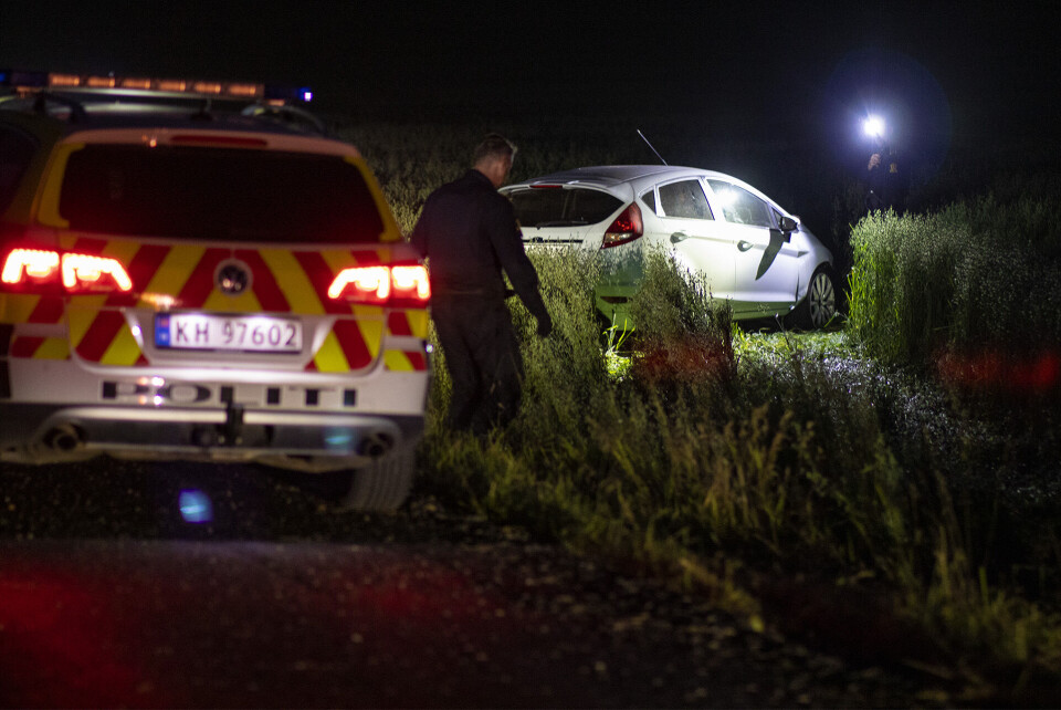 SISTE REIS: Bilen måtte hentes av bergingsbil. Om den noen gang kommer på veien igjen er tvilsomt.
