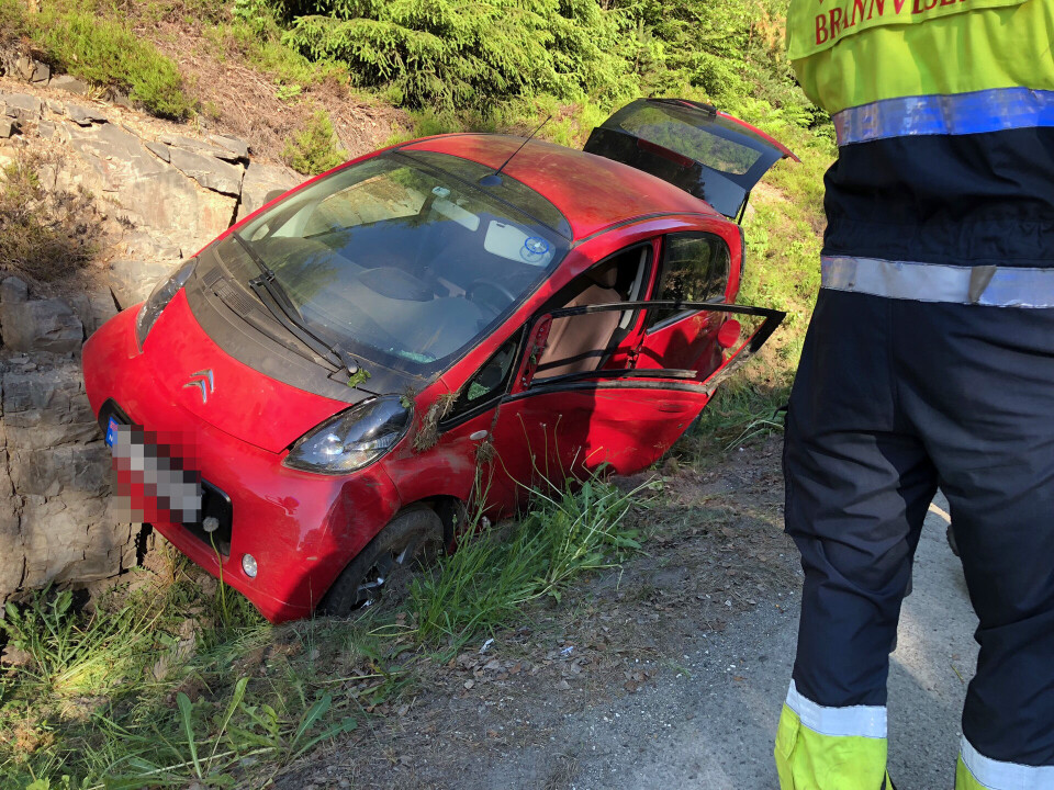 Eldre mann slapp uskadd fra krasj i fjellveggen