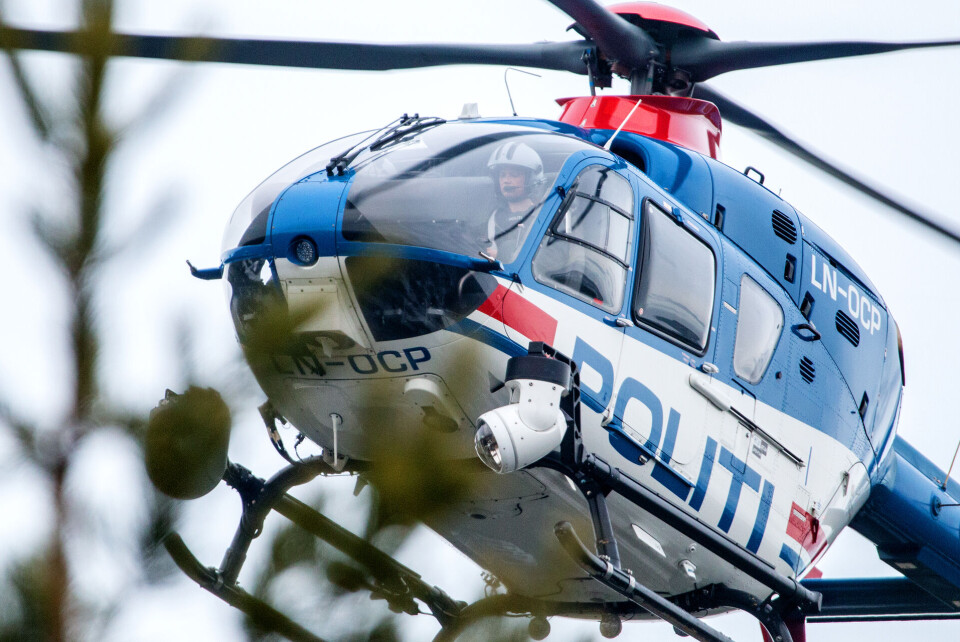Startet helikopter- og båtsøk etter savnet kvinne i Drammen