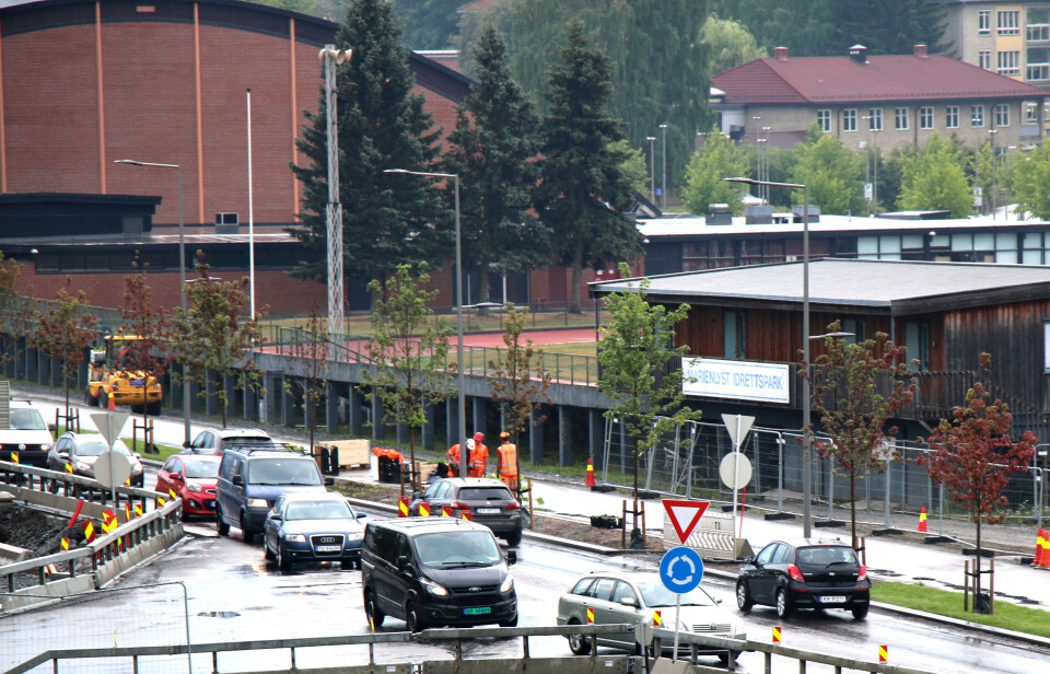 PYNTES: Bjørnstjerne Bjørnsons gate pyntes med 10.000 planter iløpet av august. (FOTO: BENEDICTE HAUGAARD / DRM24)