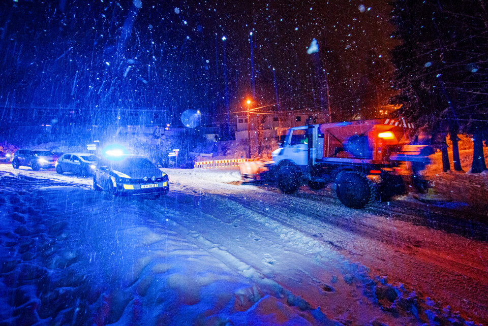 OBS-varsel: Kan få 25 cm snø - venter totalt kaos tirsdag