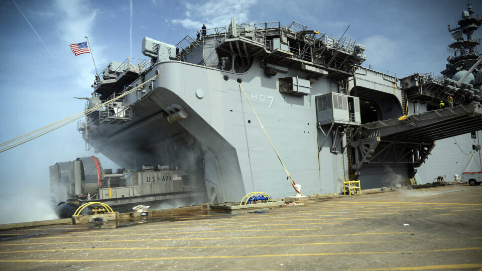 USS IWO JIMA: Er mektige saker, med en besetning på 2.500 marinesoldater.