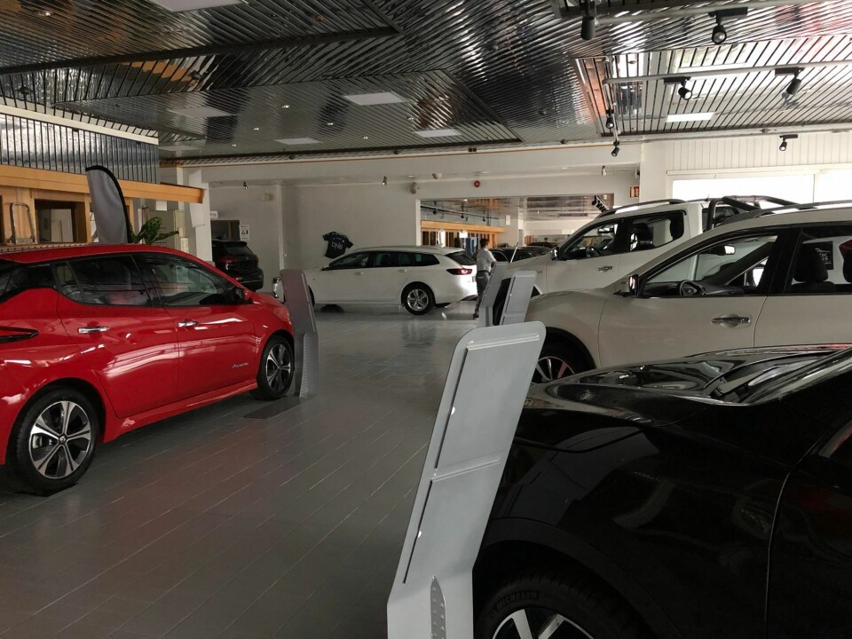 PÅVIRKER NÆRINGSLIVET: Det er mørkt hos bilforhandleren Mobile. (FOTO: LESERBILDE)