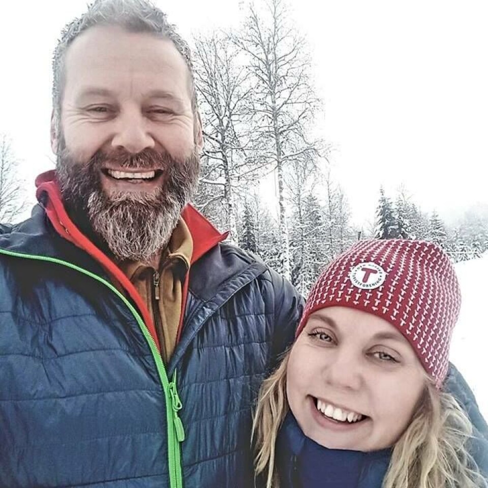 ARRANGØRER: Sven Helgevold og Anne Nymoen Jensen åpner dørene på julaften. (FOTO: PRIVAT)