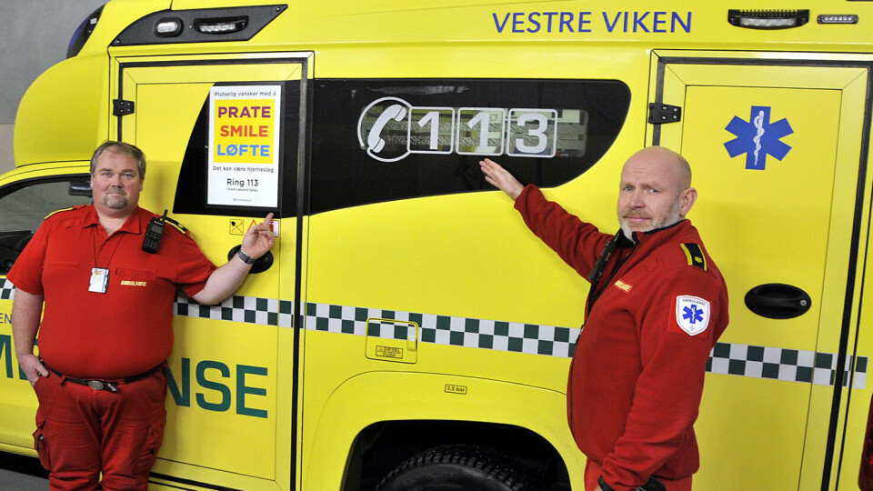 Tapetserer ambulanser for å øke bevisstheten rundt hjerneslag