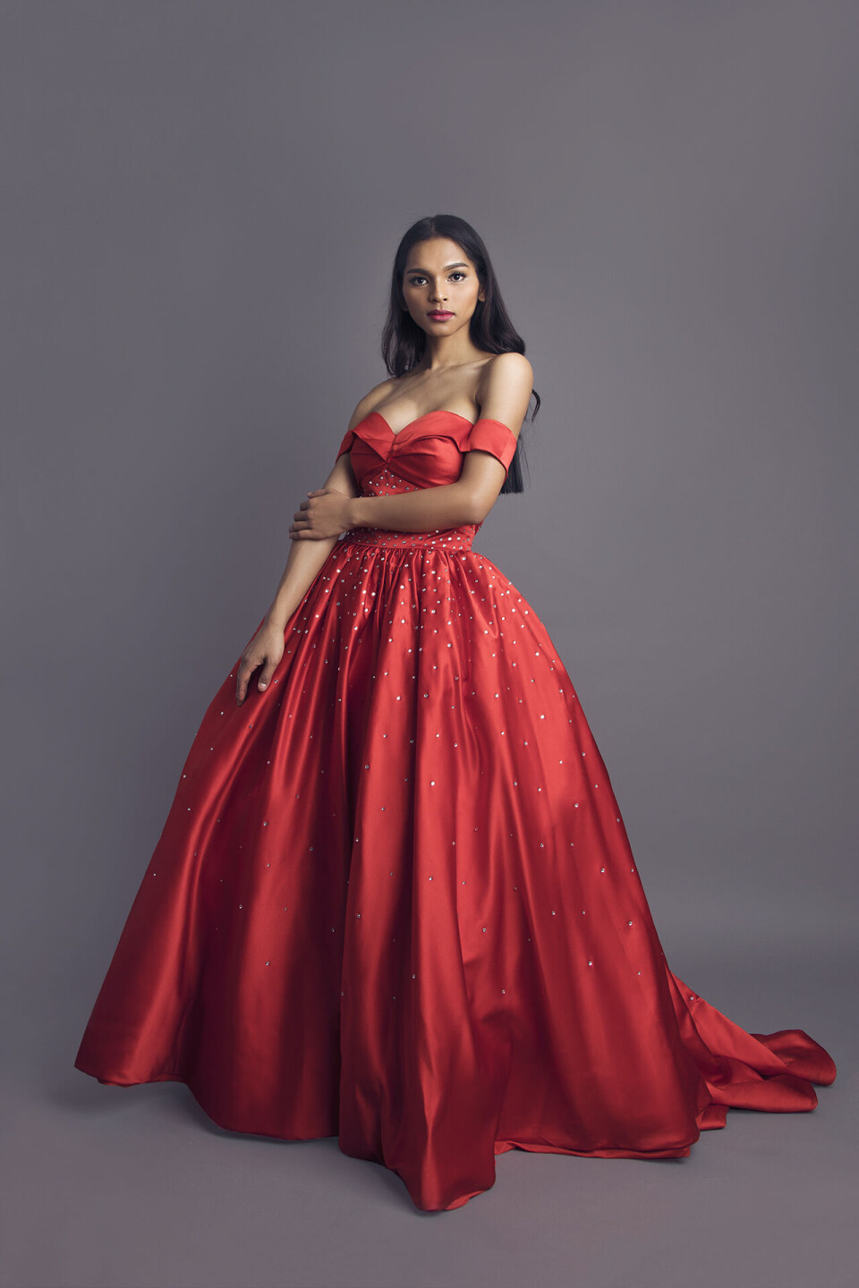 KLAR: Eirin krysser fingrene for en Miss Norway-finale. (FOTO: TINA BERGERSEN / TINABERGERSEN.COM)